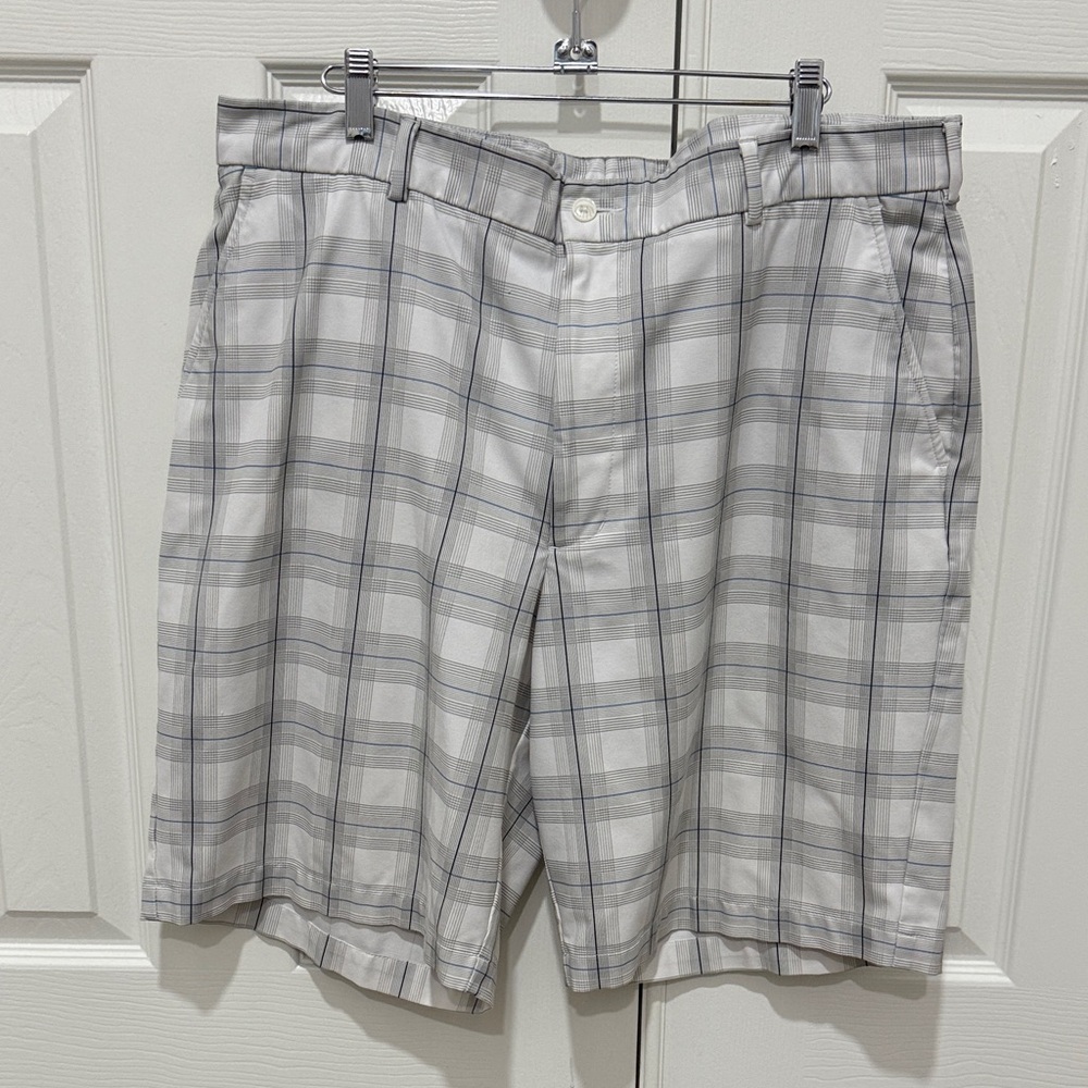 Pebble Beach Light Gray Plaid Men's Shorts